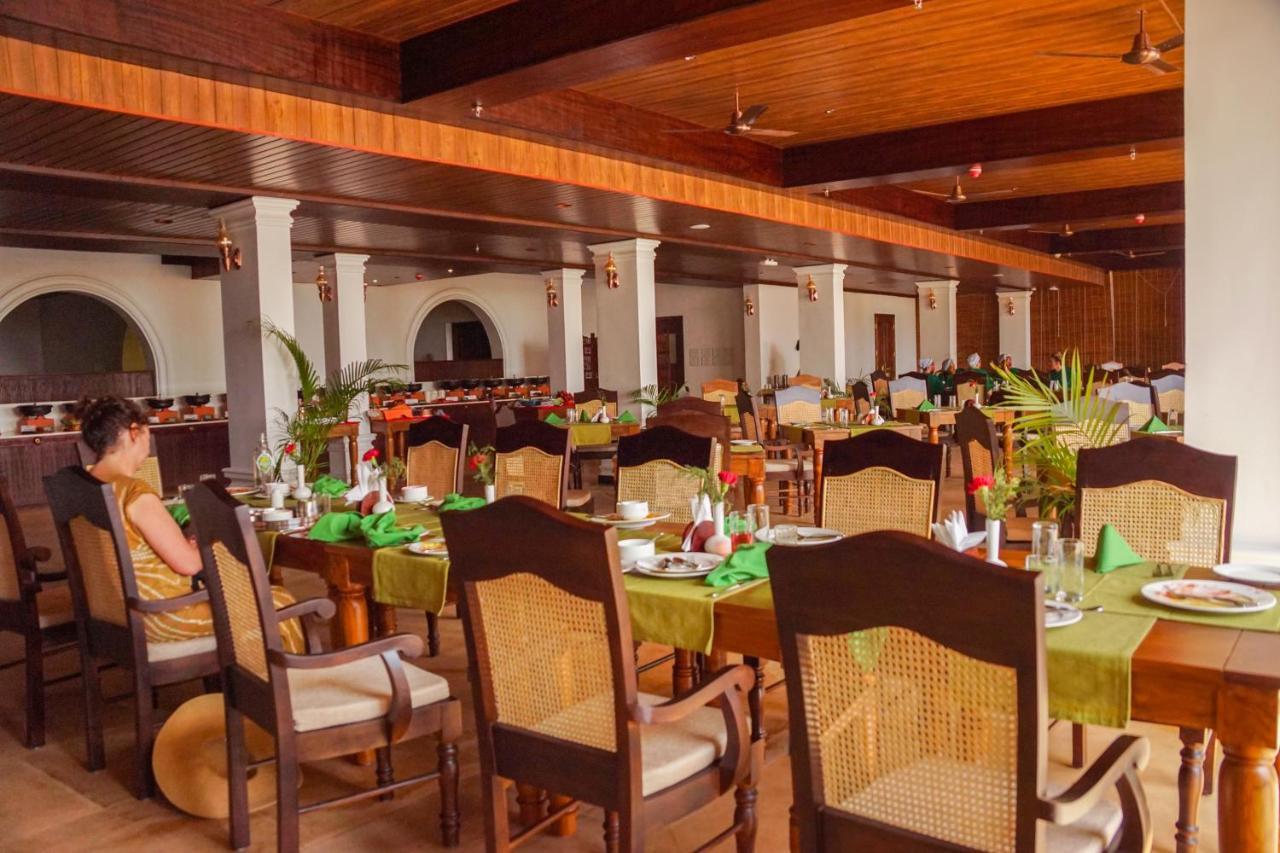 Ayursoma Ayurveda Royal Retreat Hotel Kovalam Exterior photo